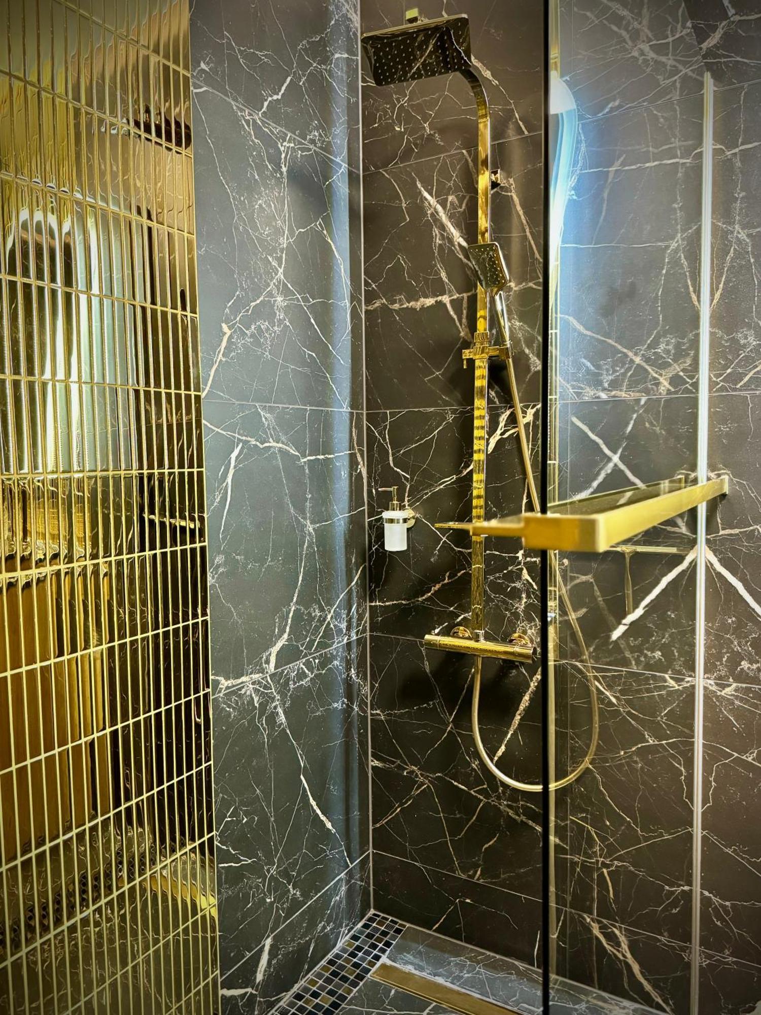 Golden Park Aparthotel Szczecin Exterior foto